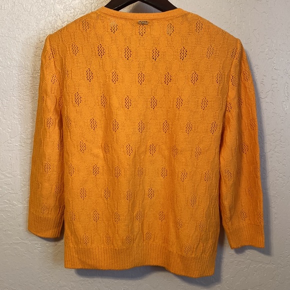 ST JOHN SPORT 3/4 sleeve cardigan size medium - Picture 8 of 10